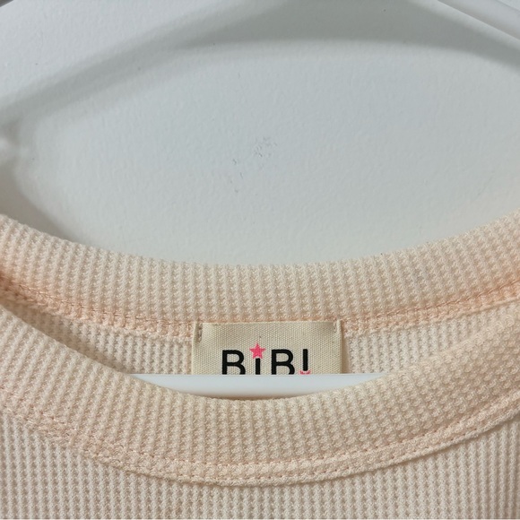 💙💙POSH PARTY HOST PICK💙💙NWOT BiBi Boutique Shirt Color Block & Pocket Size S/M - Picture 10 of 13